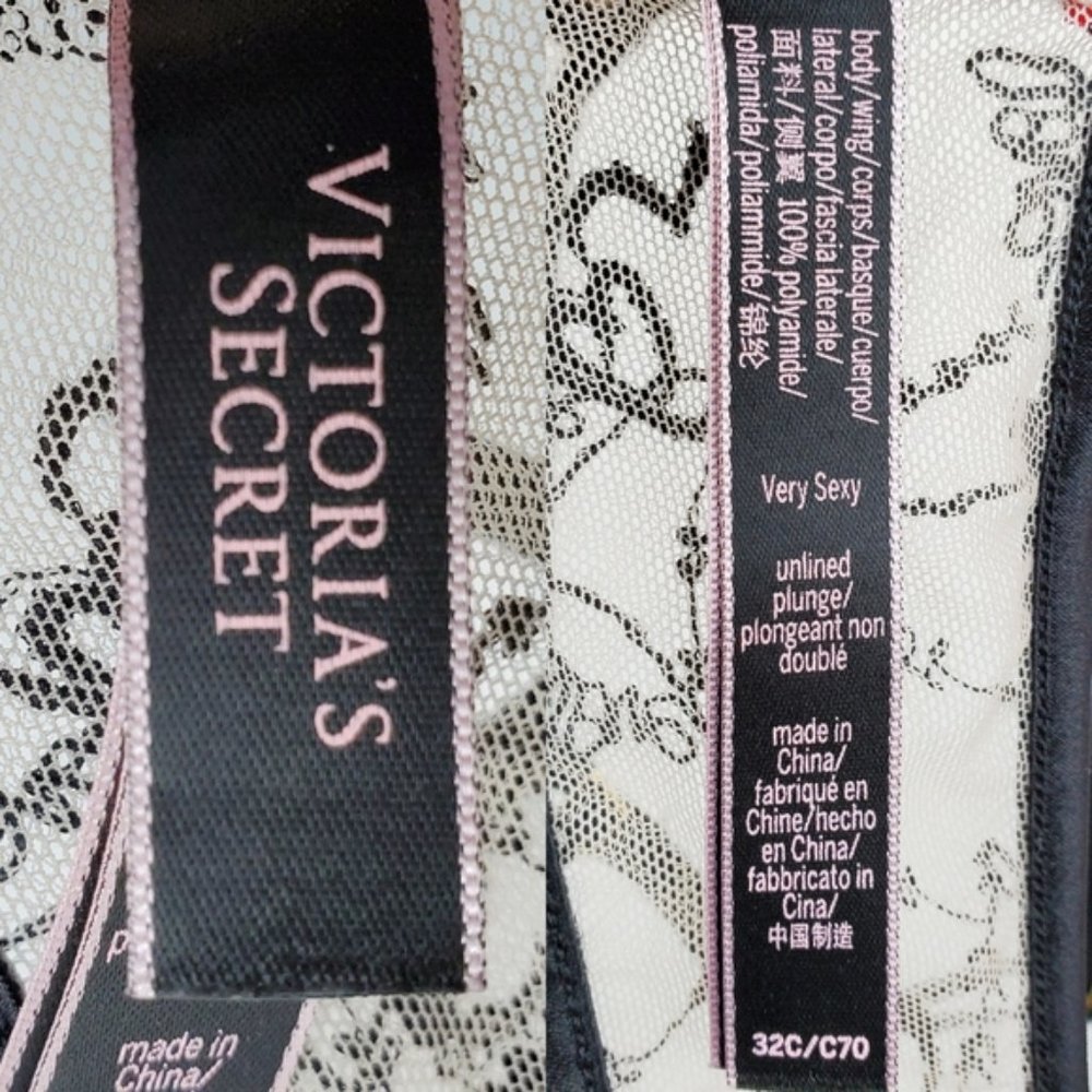 VICTORIA'S SECRET Very Sexy Unlined Plunge Bra 32C - Picture 8 of 8